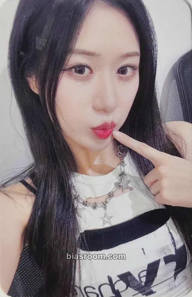 Ω E11iVYN - Yekang - Red Line Album mystargoods (MSG) fansign