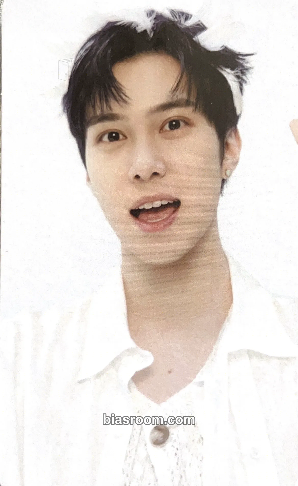 Hendery 2023 Season's Greetings Photocard - WayV - WayV K-pop photocard