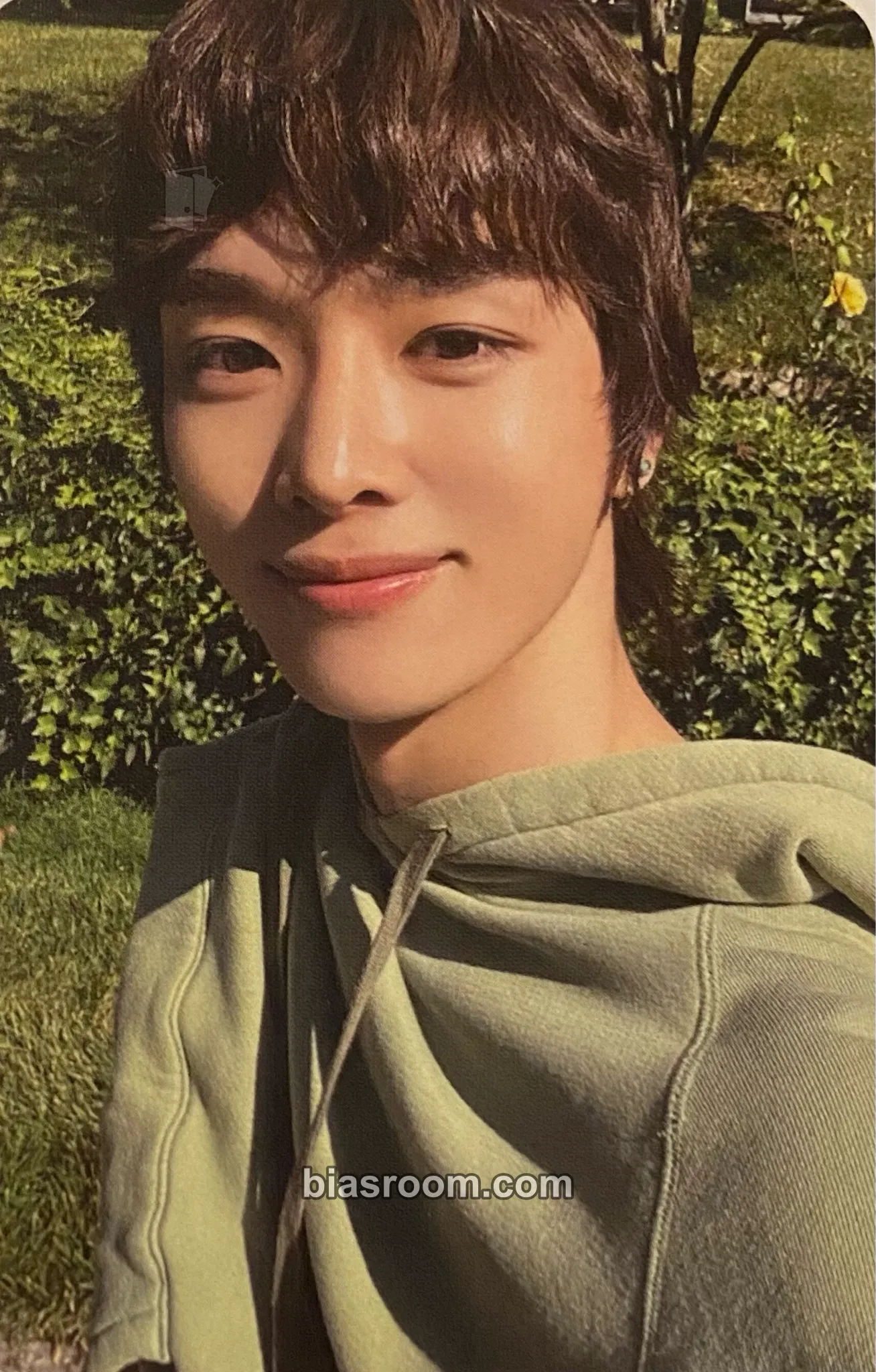 Sungchan Get A Guitar Photocard - RIIZE - RIIZE K-pop photocard
