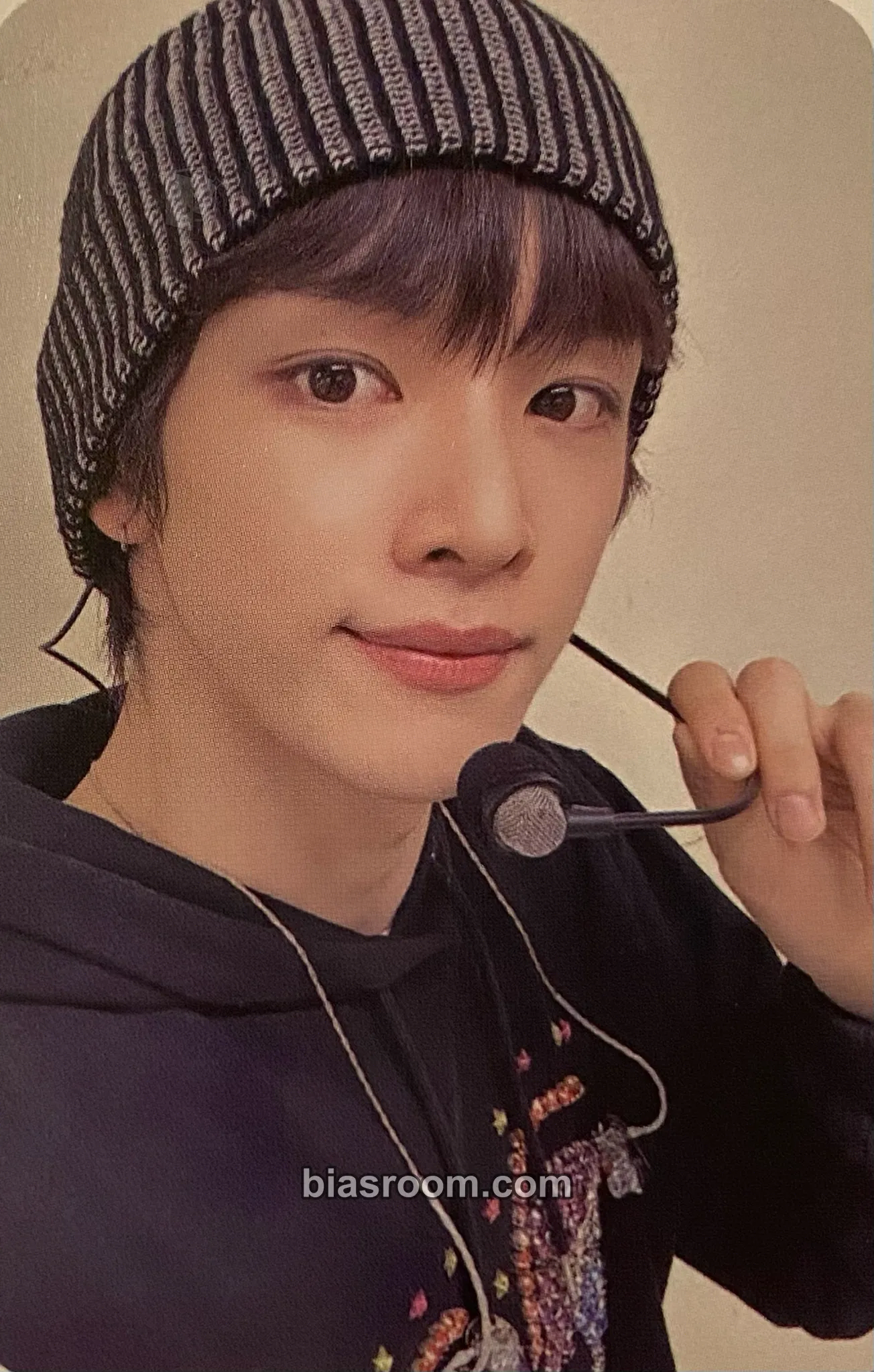 Sungchan Get A Guitar Photocard - RIIZE - RIIZE K-pop photocard