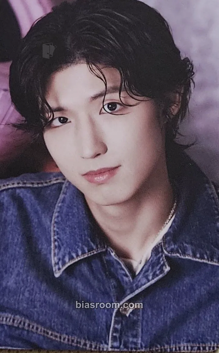 Jun Han Break the Brake World Tour Photocard - Xdinary Heroes - Xdinary Heroes K-pop photocard