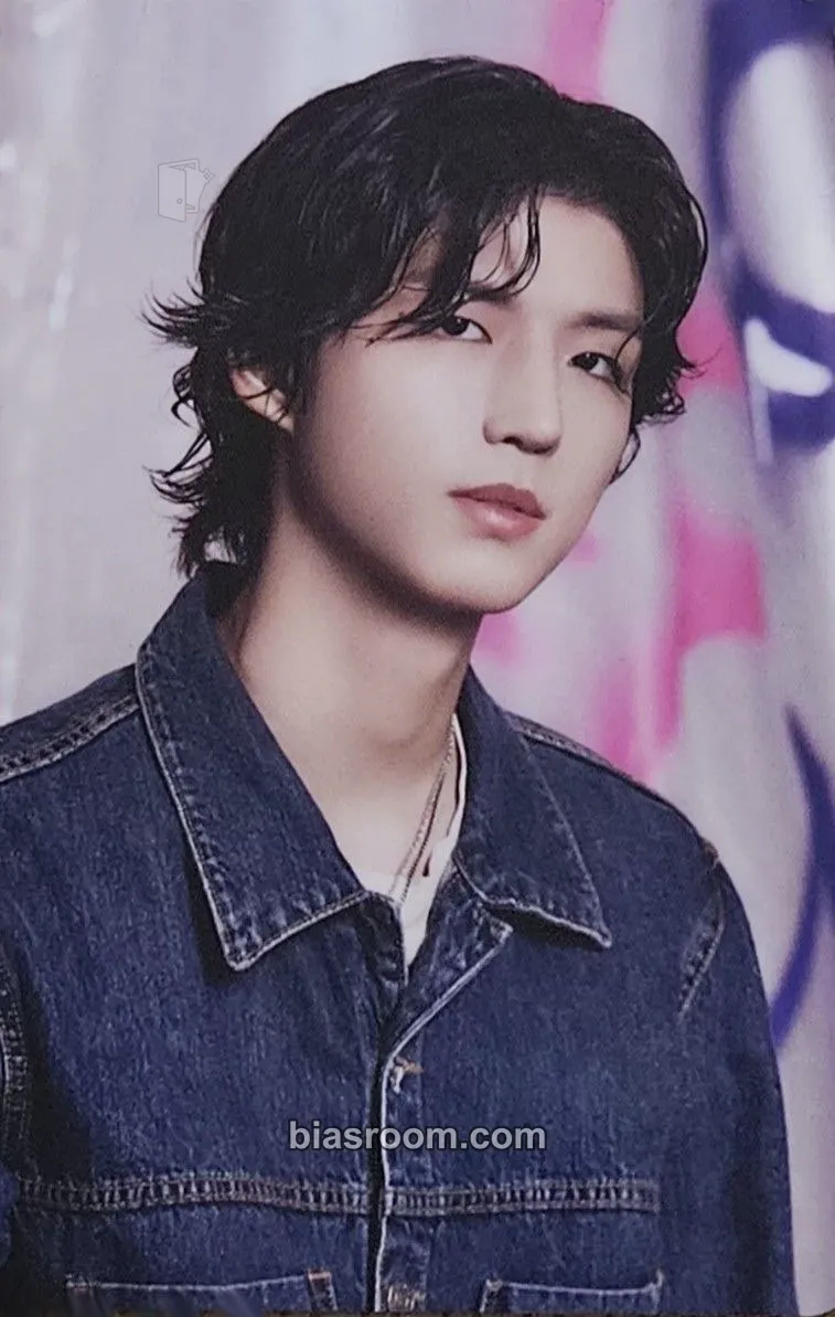 Jun Han Break the Brake World Tour Photocard - Xdinary Heroes - Xdinary Heroes K-pop photocard