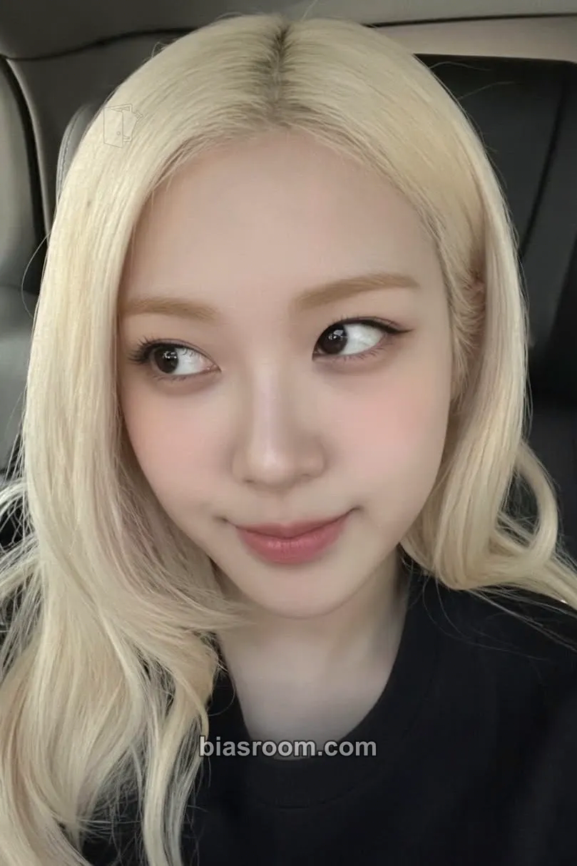 Rosé Rosé 'rosie' Pop-Ups (all cities) Photocard - BLACKPINK - BLACKPINK K-pop photocard