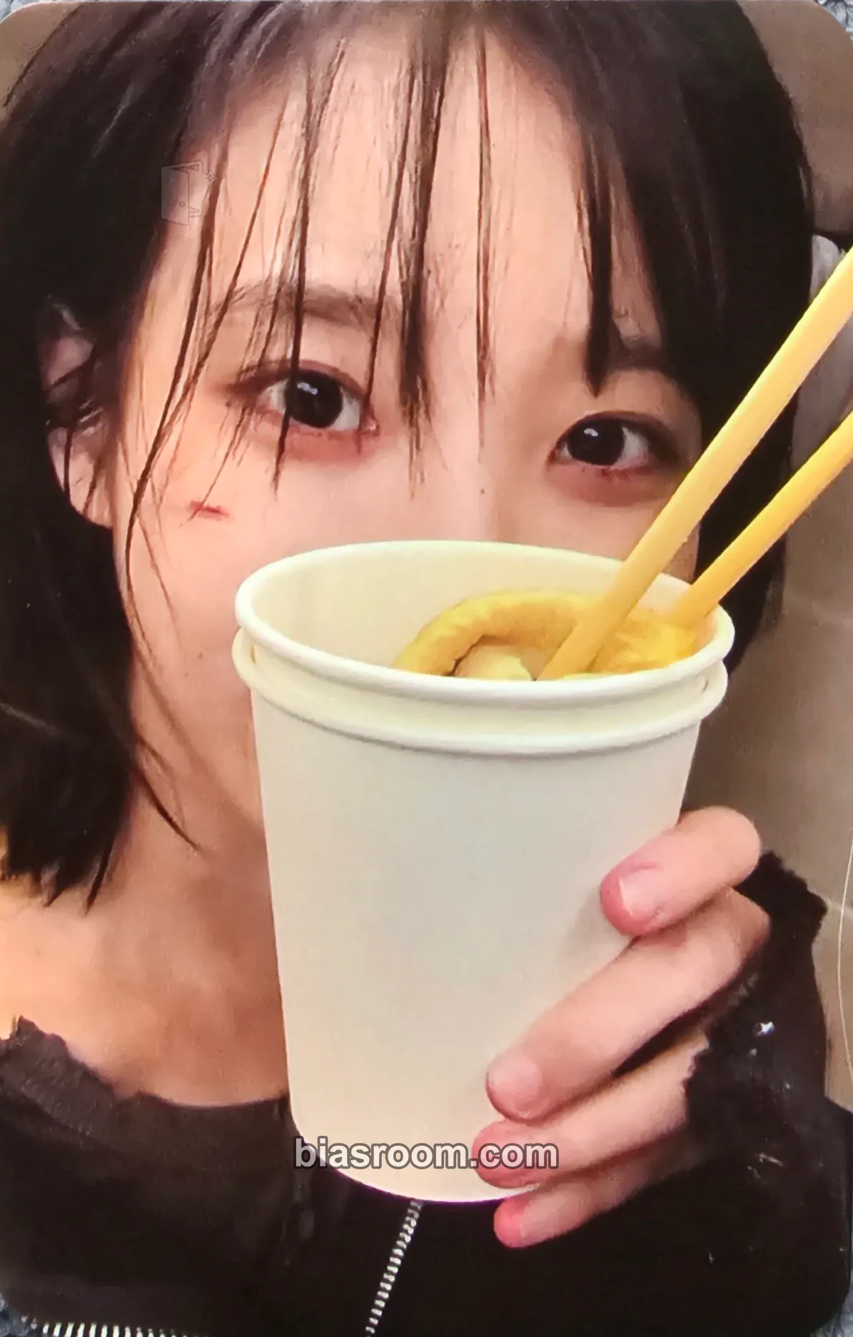 IU The Winning Photocard - IU K-pop photocard