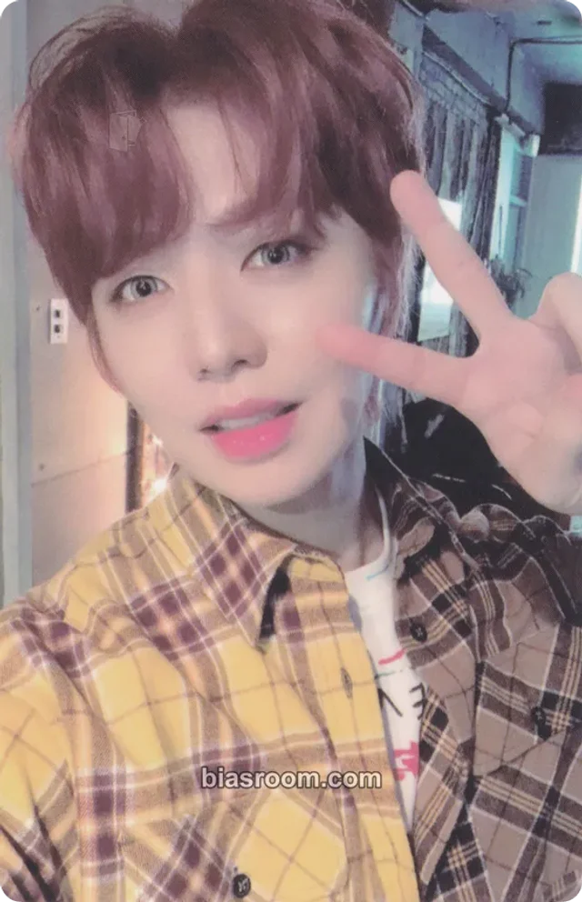 Ω 100% - Chanyong - RE:tro Album album photocard hip version
