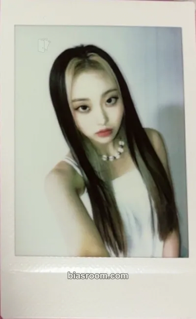 Sheon The Billage of Perception: Chapter Two Photocard - Billlie - Billlie K-pop photocard