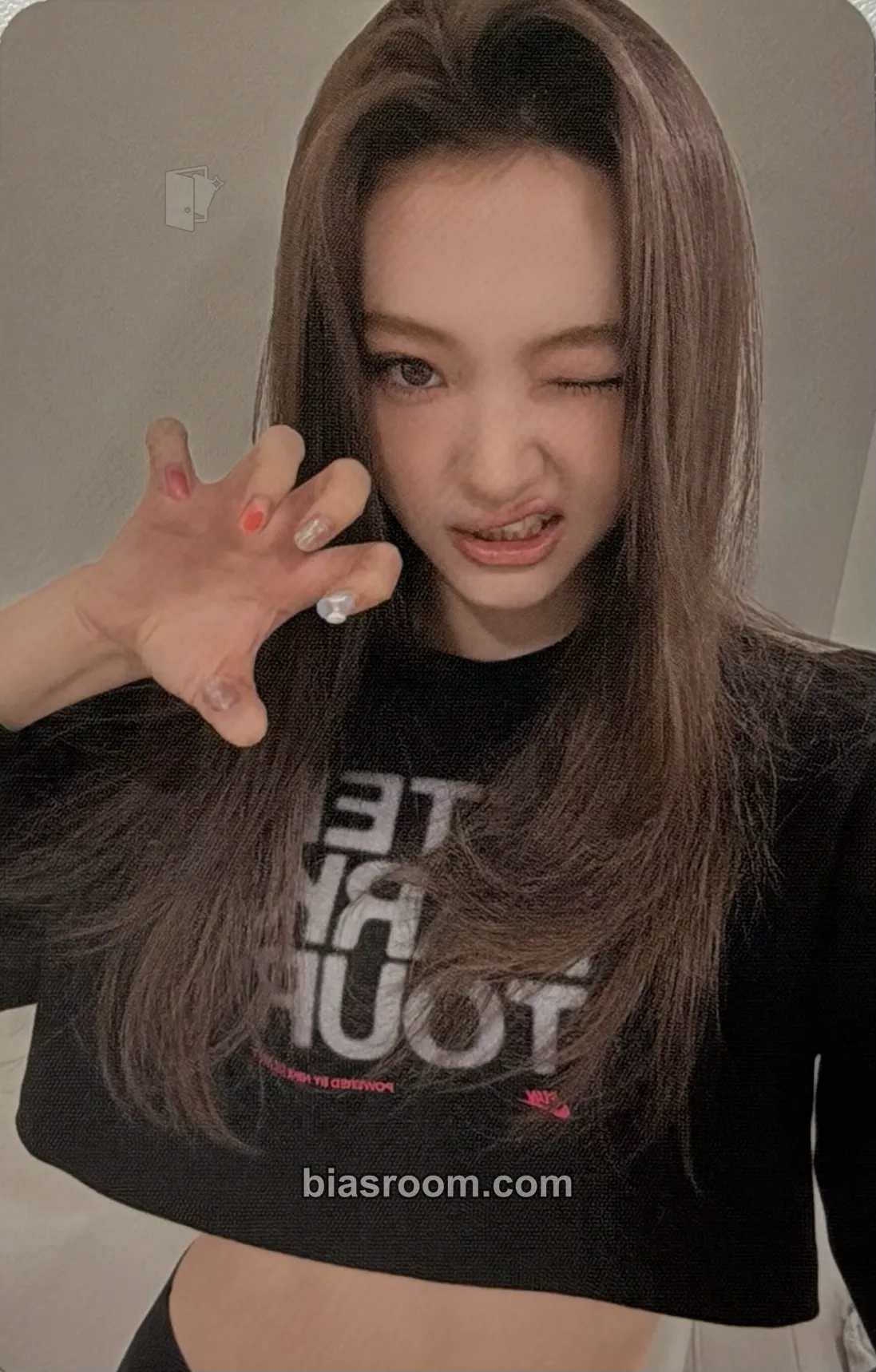 Ella MY EYES OPEN VVIDE Photocard - MEOVV - MEOVV K-pop photocard