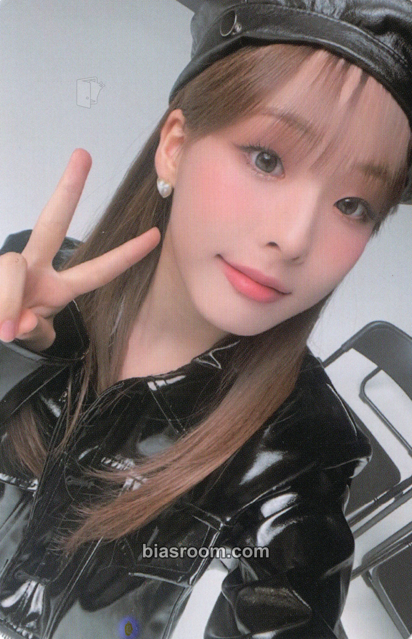 Seonyou Day and Night Photocard - CLASSy - CLASSy K-pop photocard