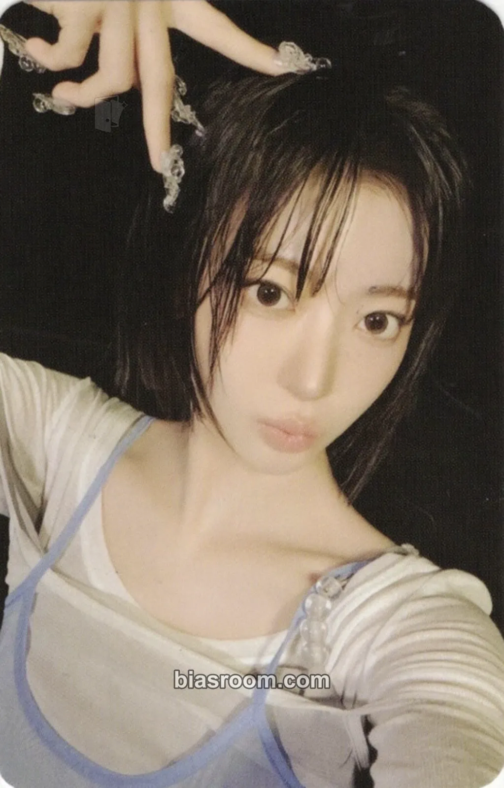 Sakura PUREFLOW pt.1 Photocard - LE SSERAFIM - LE SSERAFIM K-pop photocard