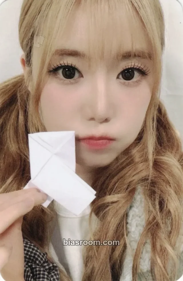 Latency - Haeun - LATE O’ CLOCK Album fansign everline round 2