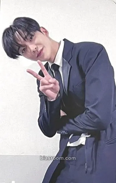 Rowoon THE PIECE OF9 Photocard - SF9 - SF9 K-pop photocard