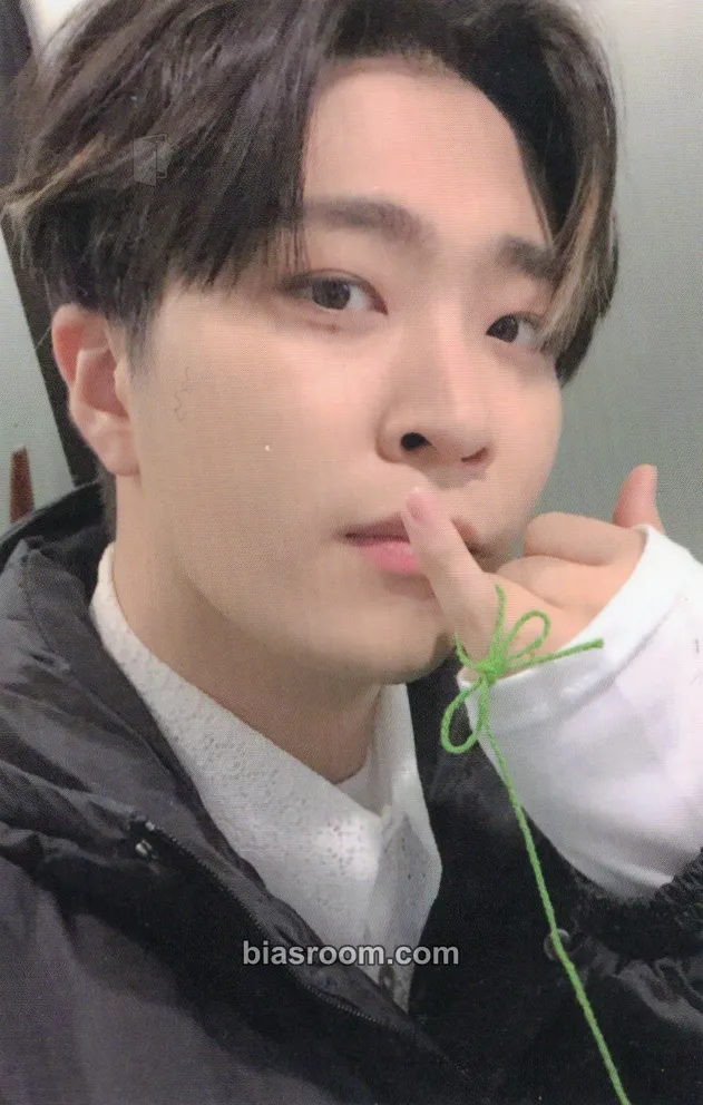 Youngjae Present: YOU & ME Photocard - GOT7 - GOT7 K-pop photocard