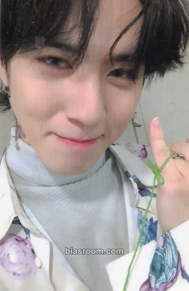 Yugyeom Present: YOU & ME Photocard - GOT7 - GOT7 K-pop photocard
