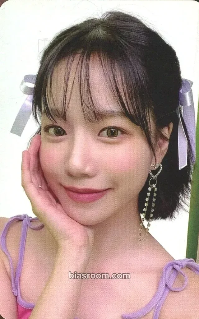Jo Yuri Jo Yuri GLASSY K-pop photocard