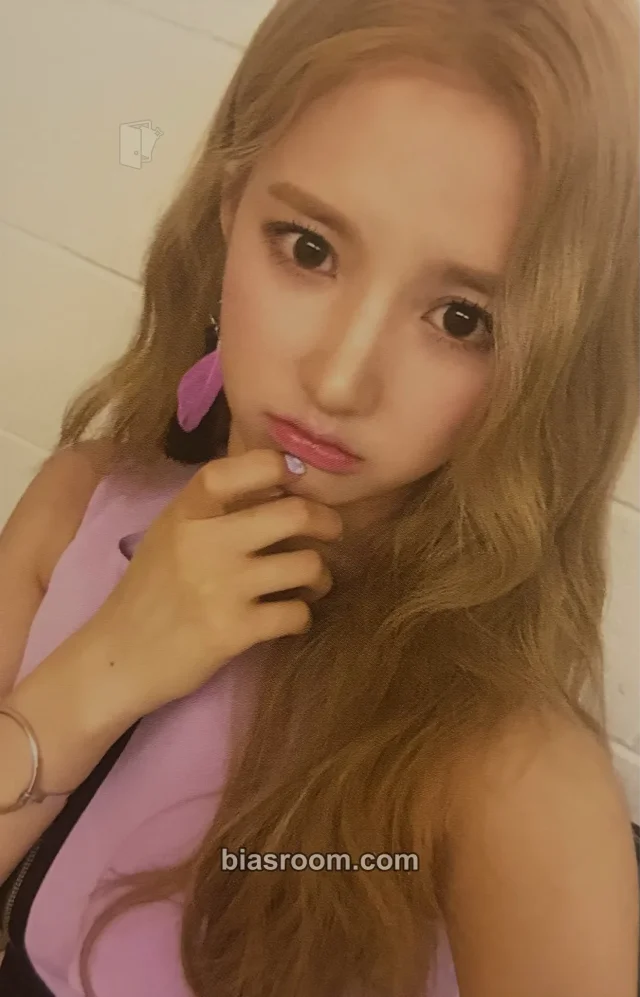 gugudan - Sally - Act 2: Narcissus Album album photocard