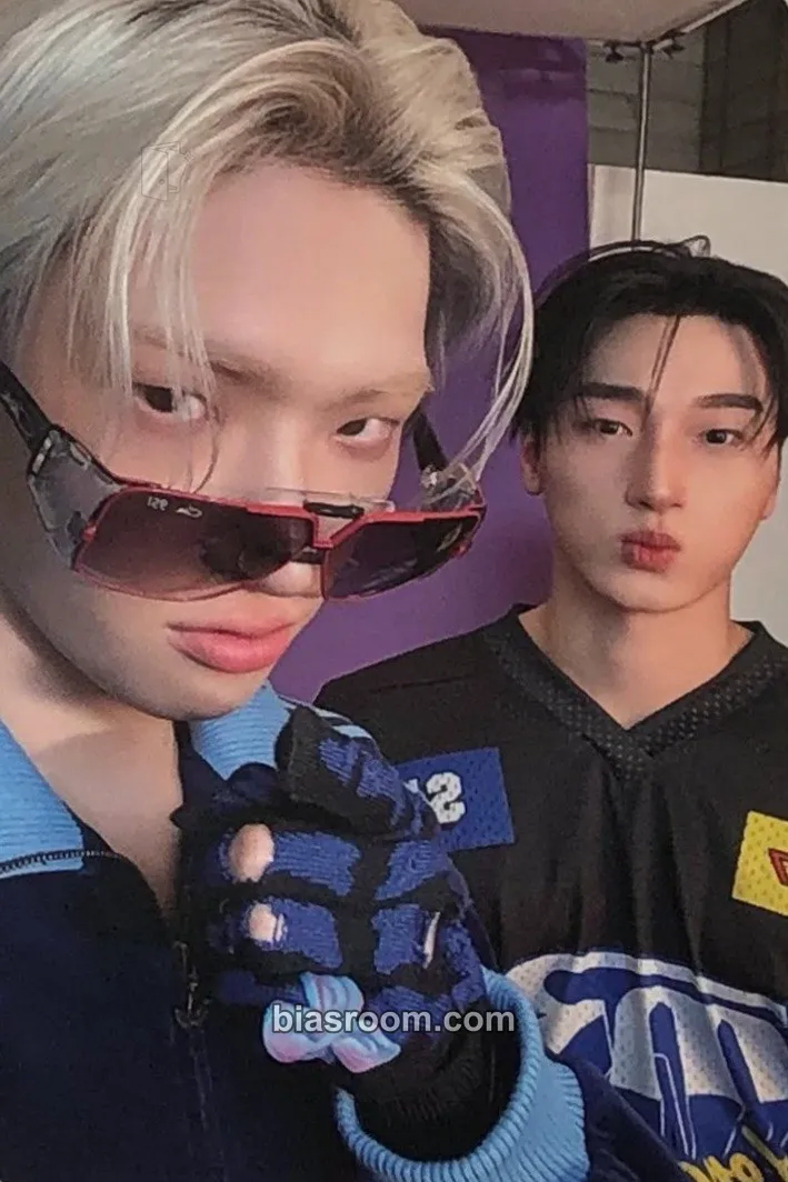 ANITEEZ IN COLOR Photocard - ATEEZ - ATEEZ K-pop photocard