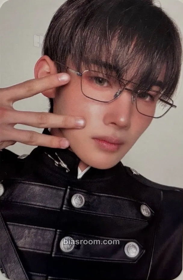 Jo We on Fire Photocard - &TEAM - &TEAM K-pop photocard