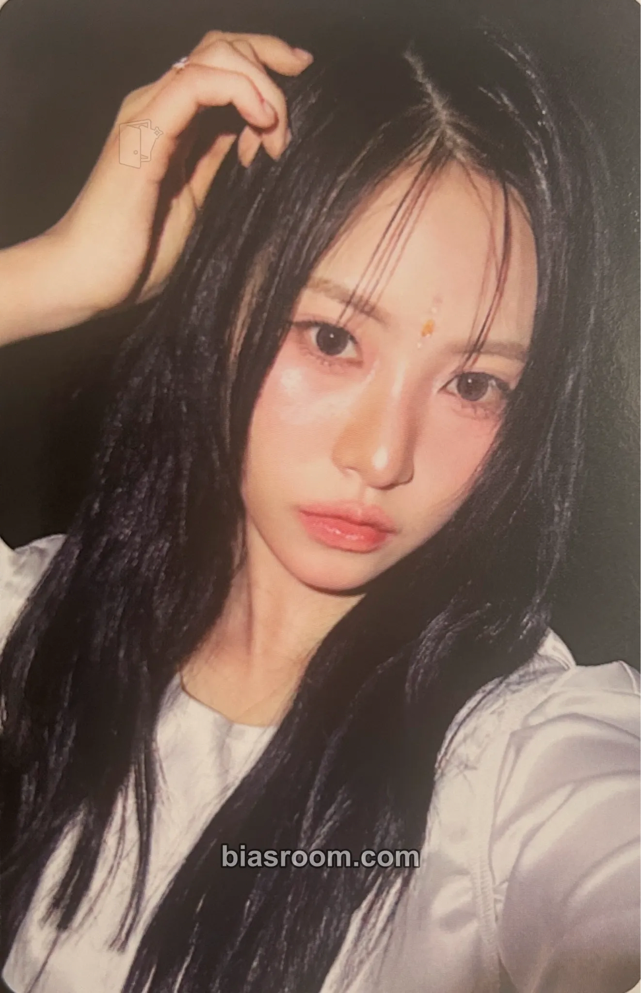 Liv Dearest Photocard - RESCENE - RESCENE K-pop photocard
