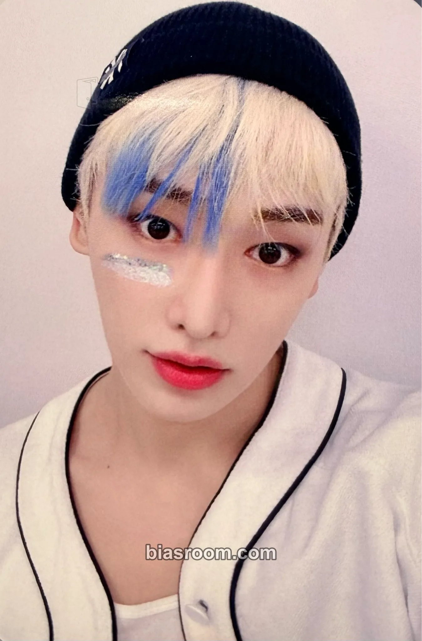 Wonho Blue Letter Photocard - Wonho K-pop photocard