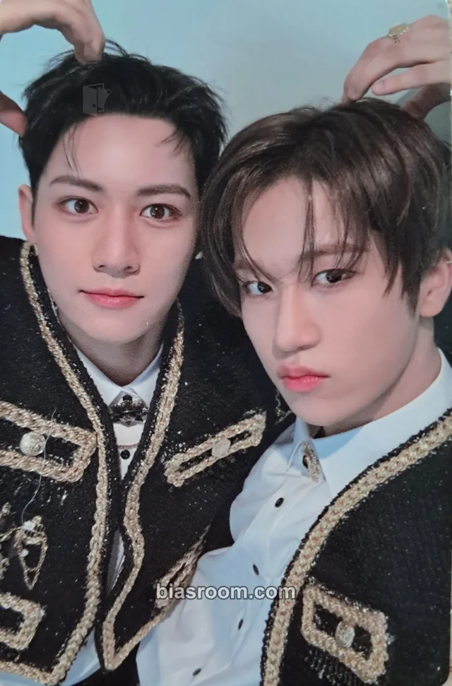 LUN8 - Junwoo & Ian - BUFF Album double-sided visionscope version