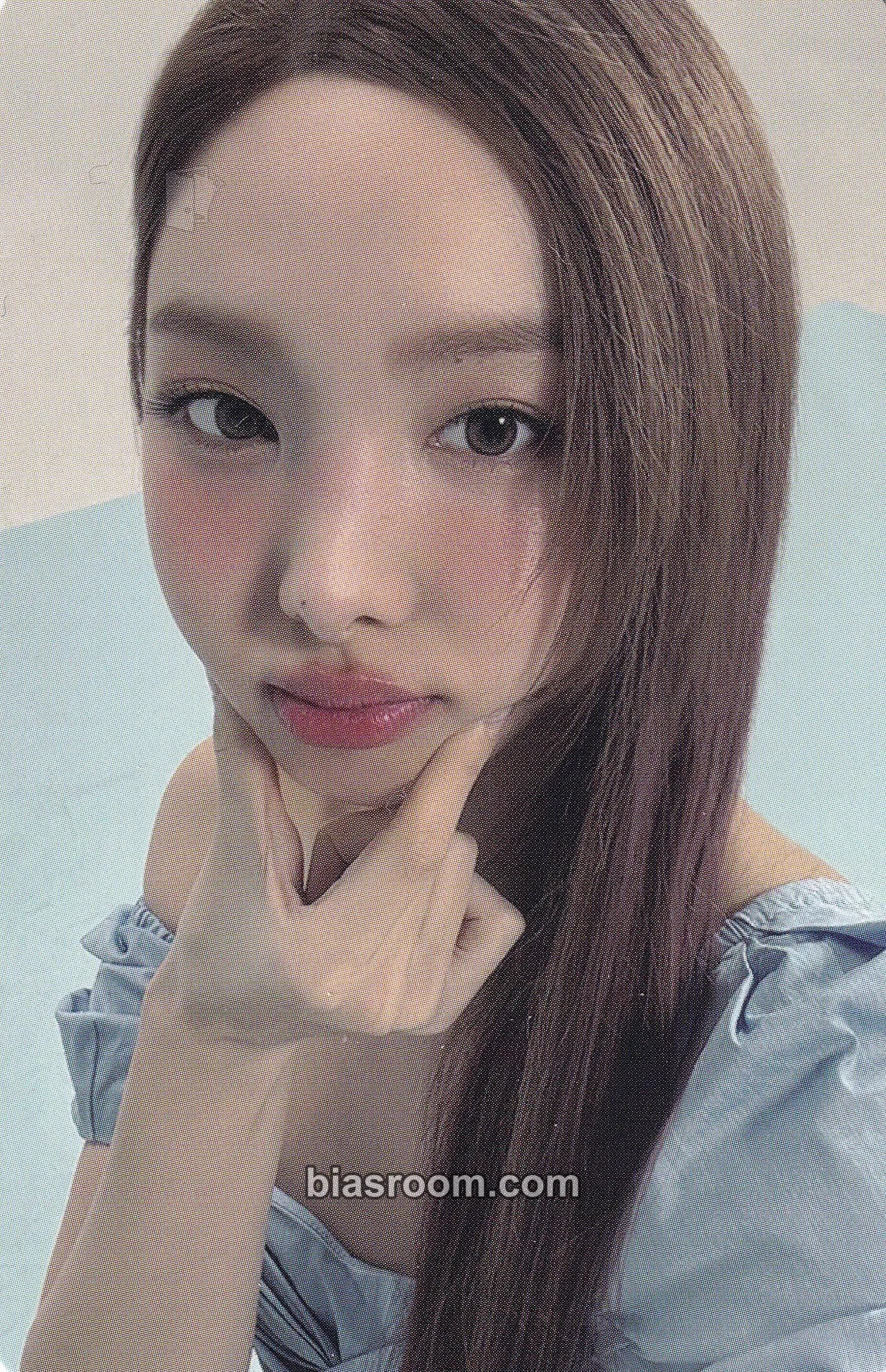 Nayeon NAYEON x Healing Bird Photocard - TWICE - TWICE K-pop photocard