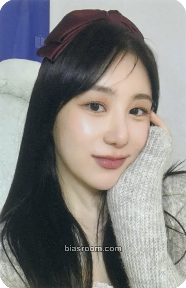 Lee Chaeyeon Chaerish 2nd Membership Welcome Kit Photocard - Lee Chaeyeon K-pop photocard