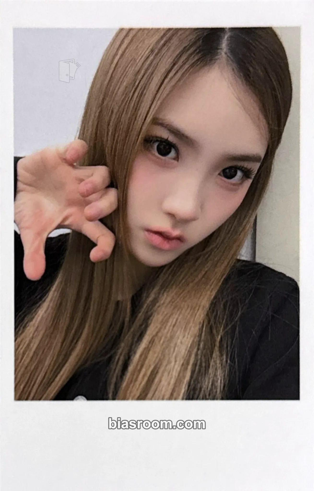 Sullin Beyond Beauty Photocard - tripleS - tripleS K-pop photocard