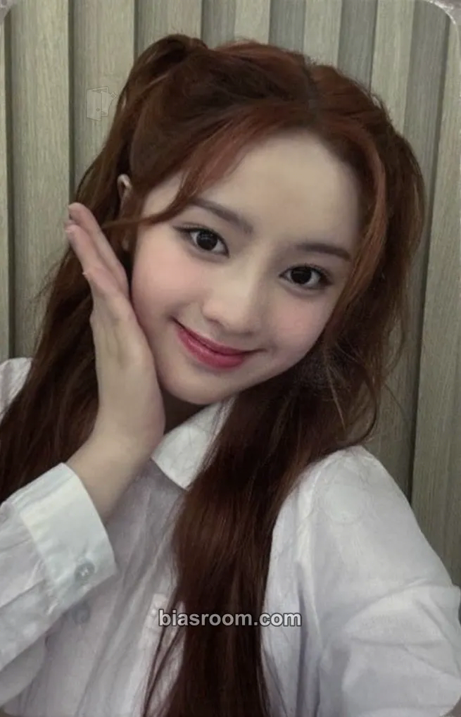 Elisia SWICY Photocard - UNIS - UNIS K-pop photocard