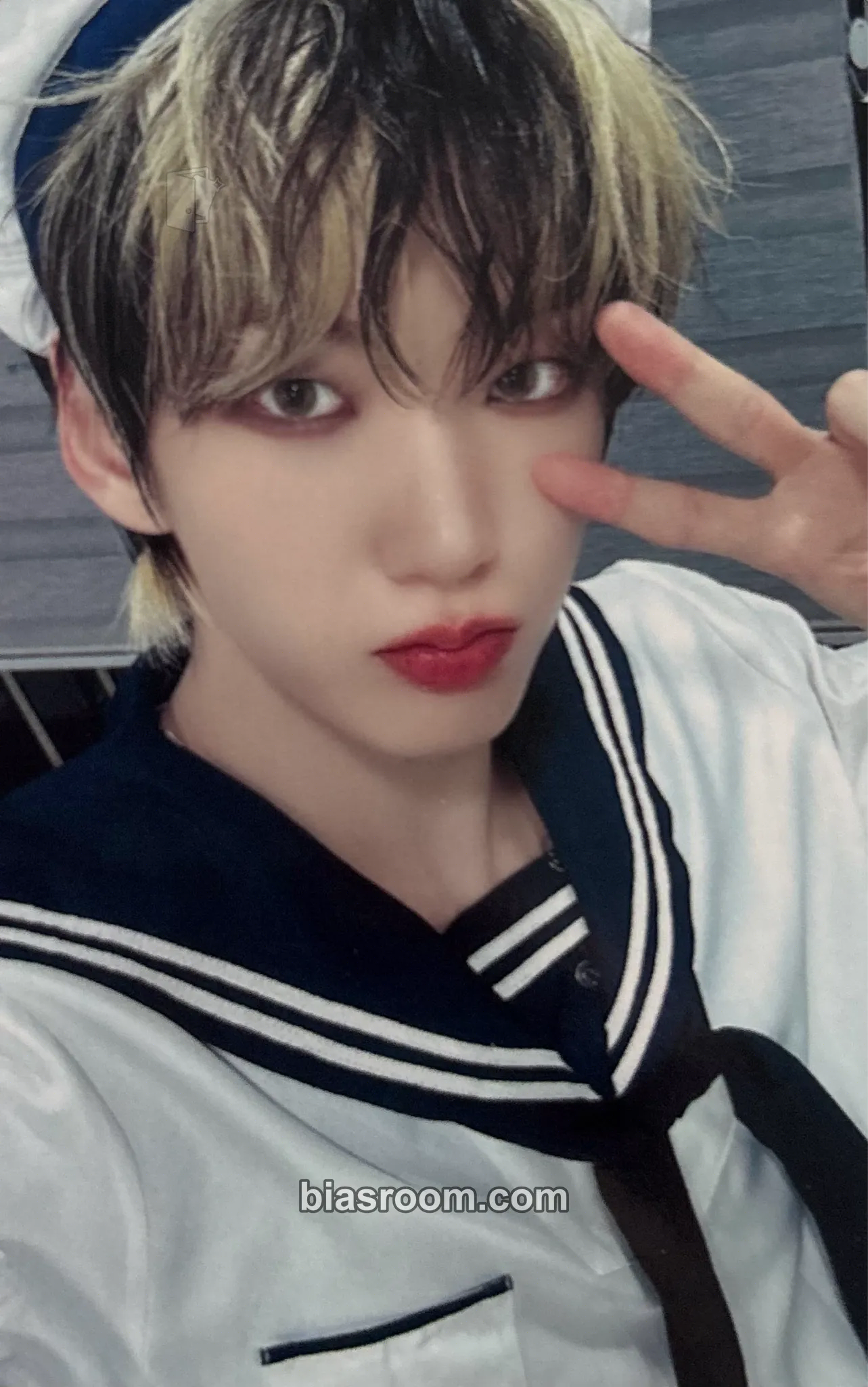 Hwon Realize Photocard - The KingDom - The KingDom K-pop photocard