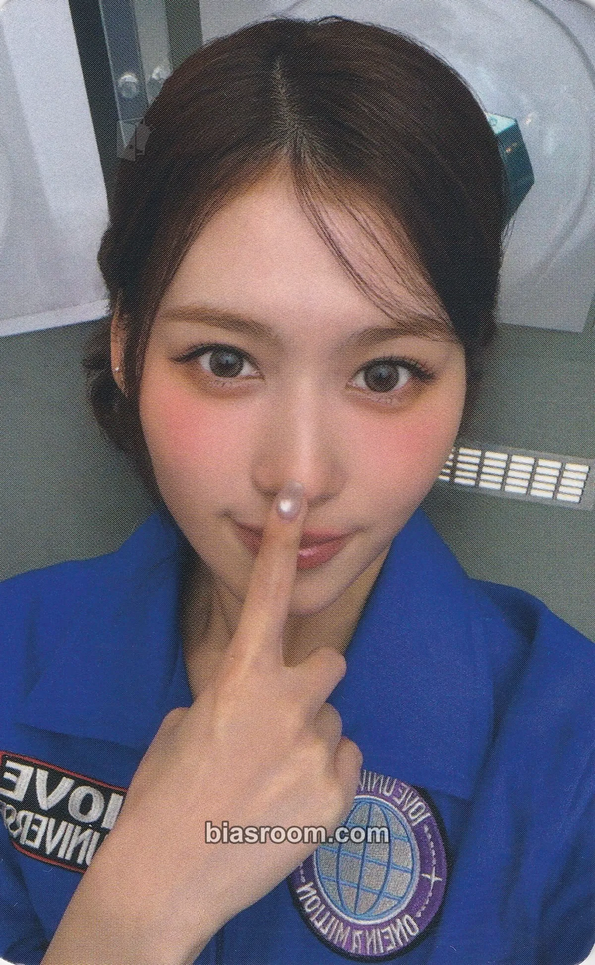 Sana 10VE Universe (10th Anniversary) Photocard - TWICE - TWICE K-pop photocard