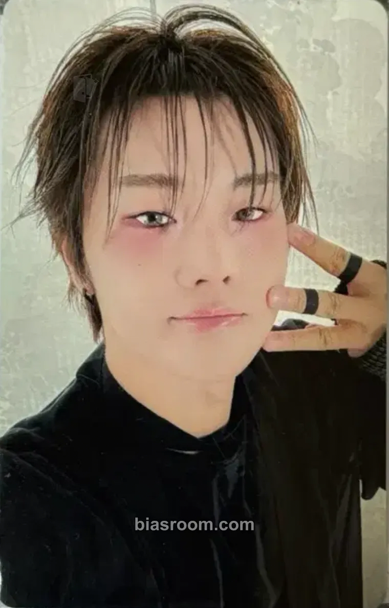 Jungsu Beautiful Mind World Tour Photocard - Xdinary Heroes - Xdinary Heroes K-pop photocard