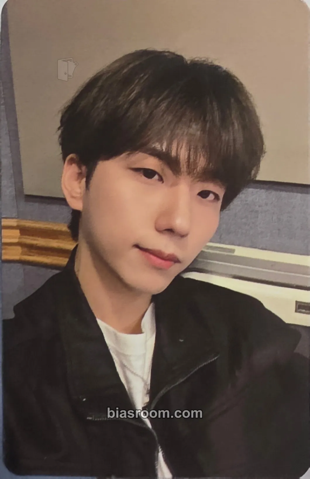 Gunil Break the Brake World Tour Photocard - Xdinary Heroes - Xdinary Heroes K-pop photocard