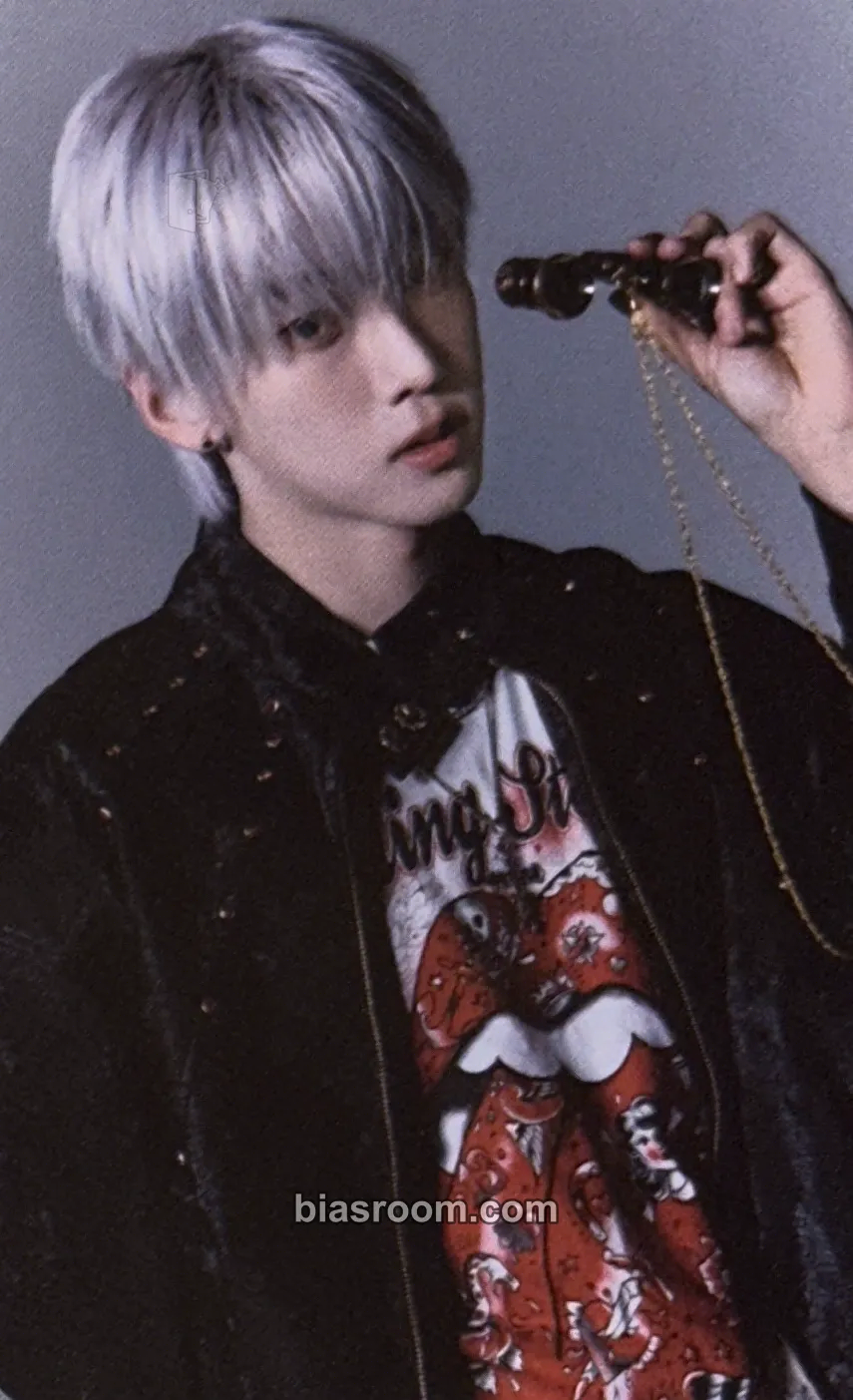 Kamden Born to Define Tour Photocard - AMPERS&ONE - AMPERS&ONE K-pop photocard