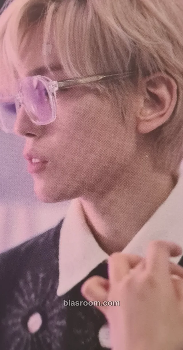 W24 - Jonggil - The white album Album album photocard
