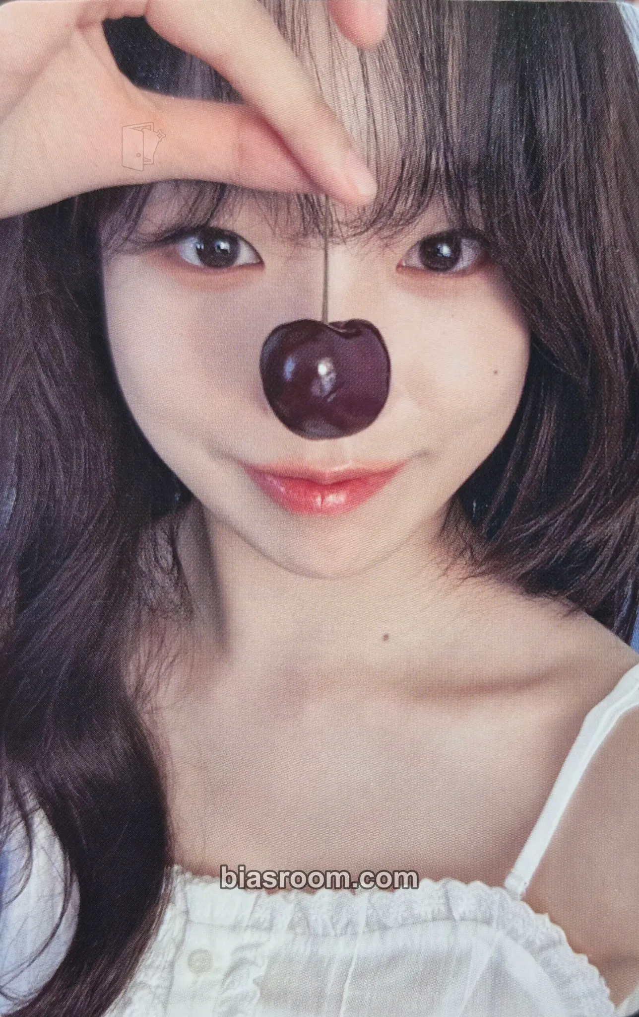 Jo Yuri Love All Photocard - Jo Yuri K-pop photocard