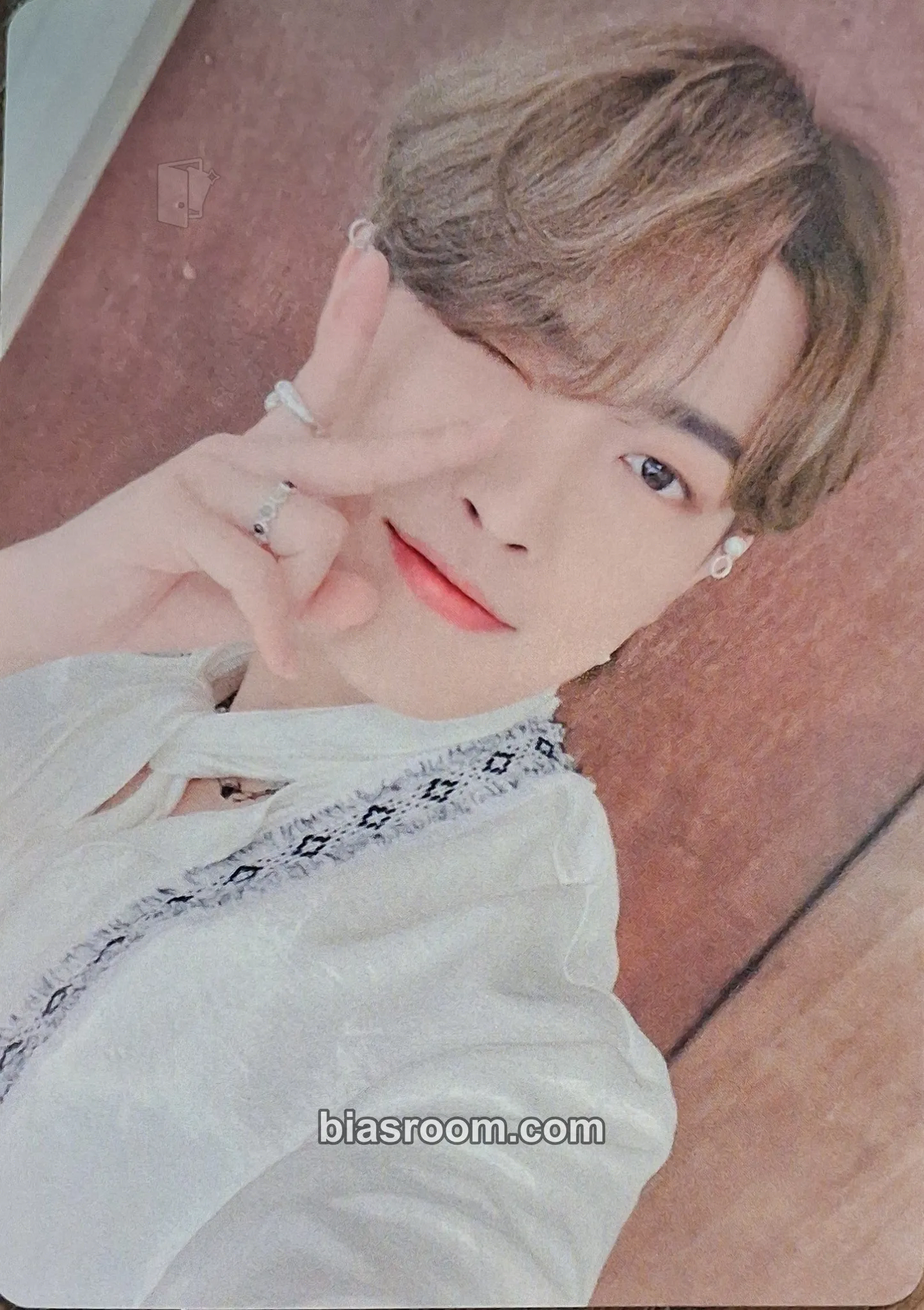 Hongjoong Into the A to Z Photocard - ATEEZ - ATEEZ K-pop photocard