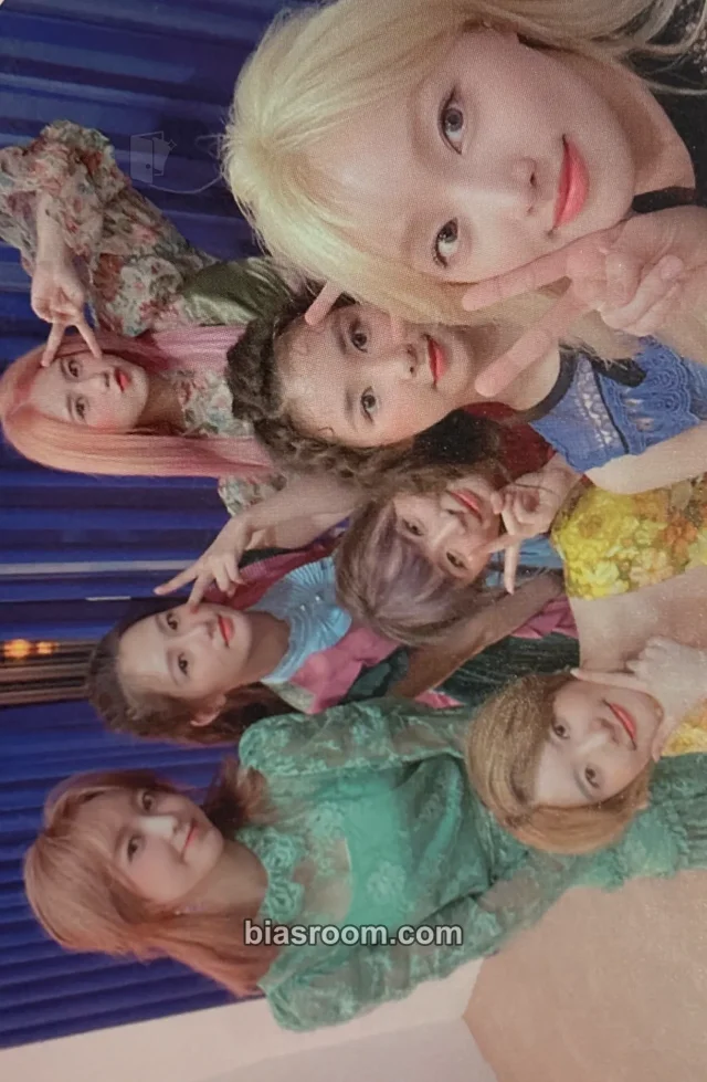 Nature - NATURE WORLD: CODE M Album album photocard
