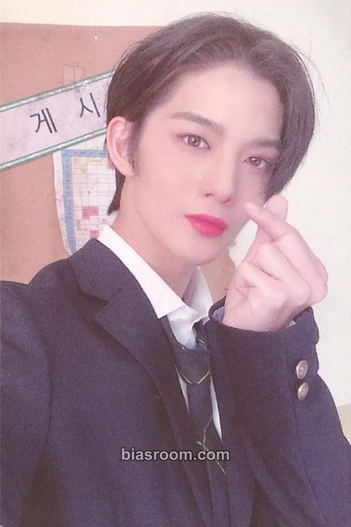 Jinyoung HELLO Chapter 2. Hello, Strange Place Photocard - CIX - CIX K-pop photocard