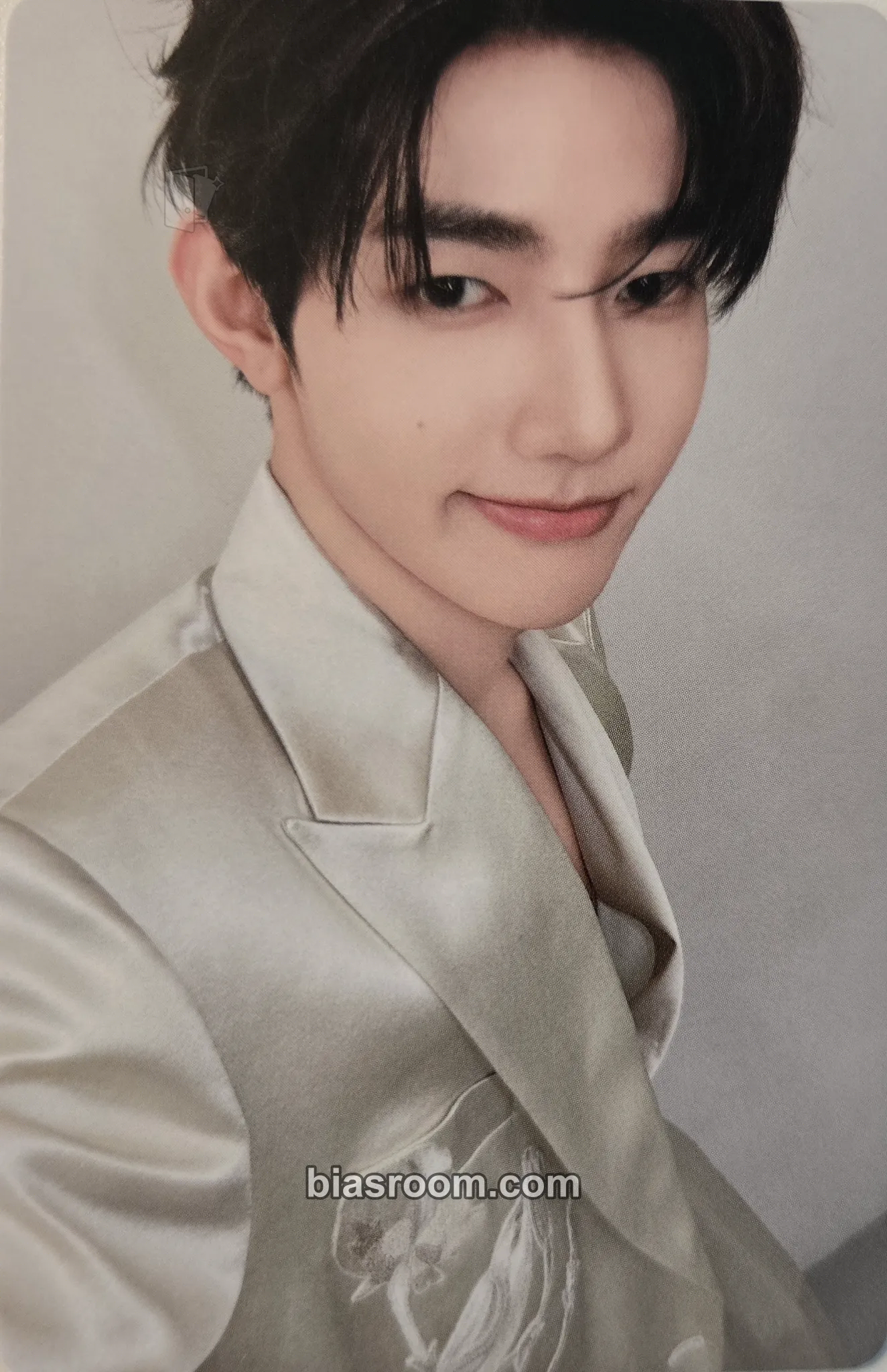 Hao Madame Figaro October 2024 Issue Photocard - ZEROBASEONE - ZEROBASEONE K-pop photocard