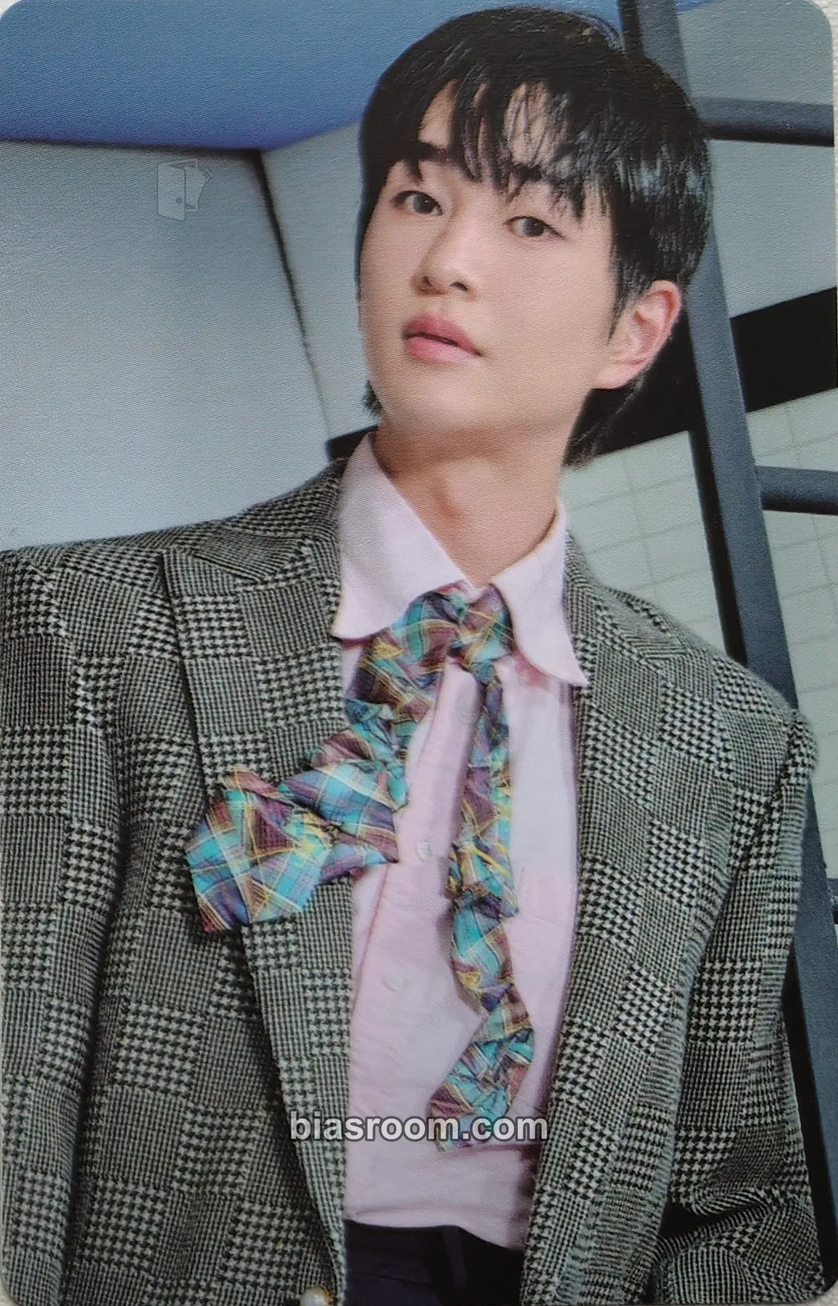 Onew FLOW Photocard - SHINee - SHINee K-pop photocard