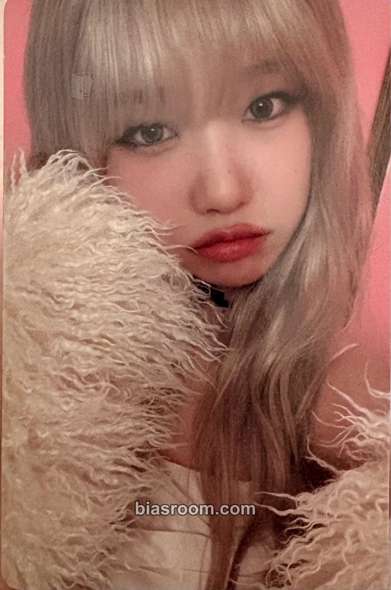 Jo Yuri Love All Photocard - Jo Yuri K-pop photocard