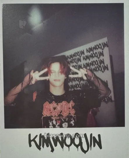 Woojin The Moment: 美成年, Bounce Photocard - Kim Woojin - Kim Woojin K-pop photocard