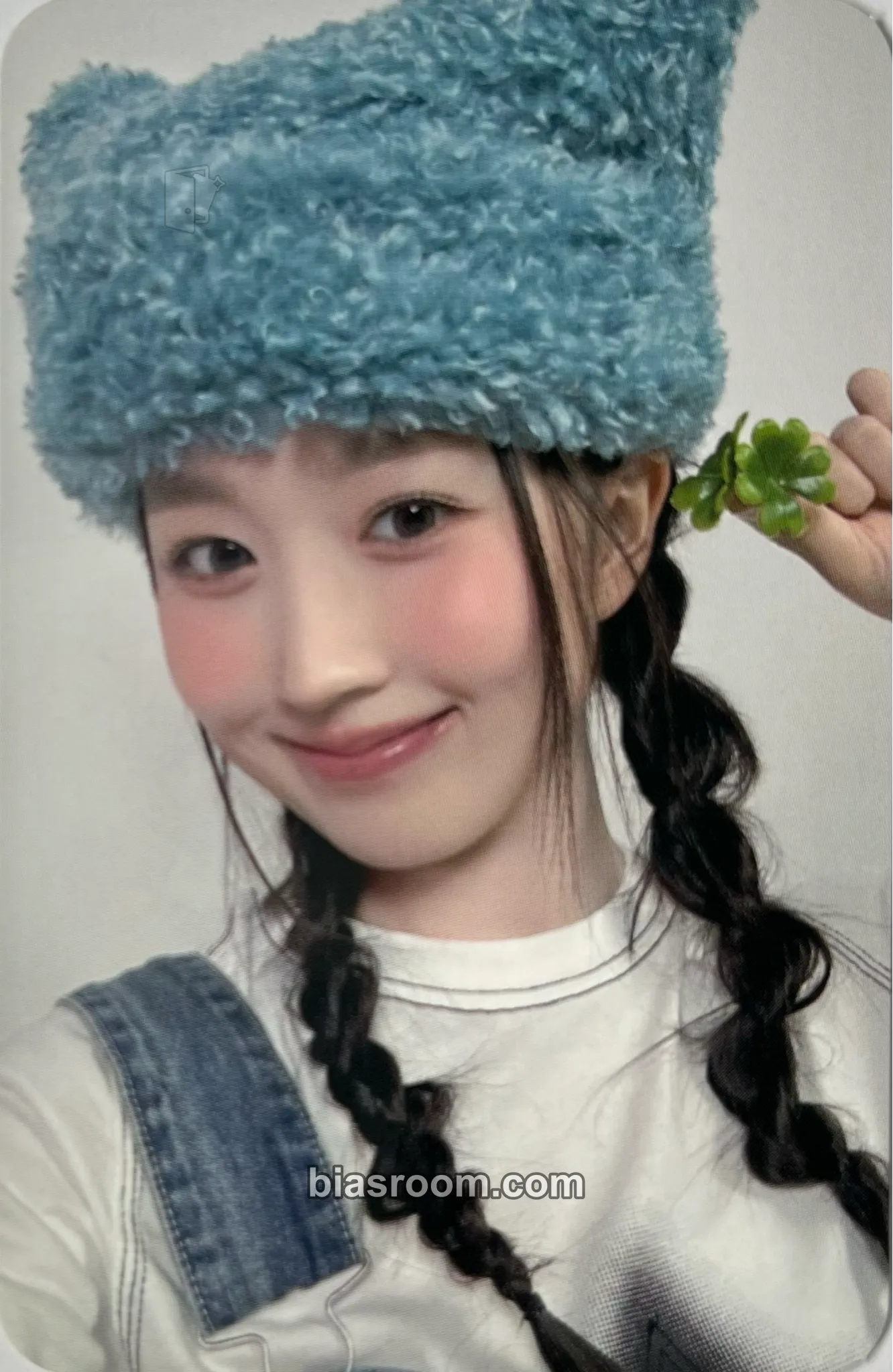 Haewon 2024 Seasons Greetings - MIXX Village Photocard - NMIXX - NMIXX K-pop photocard