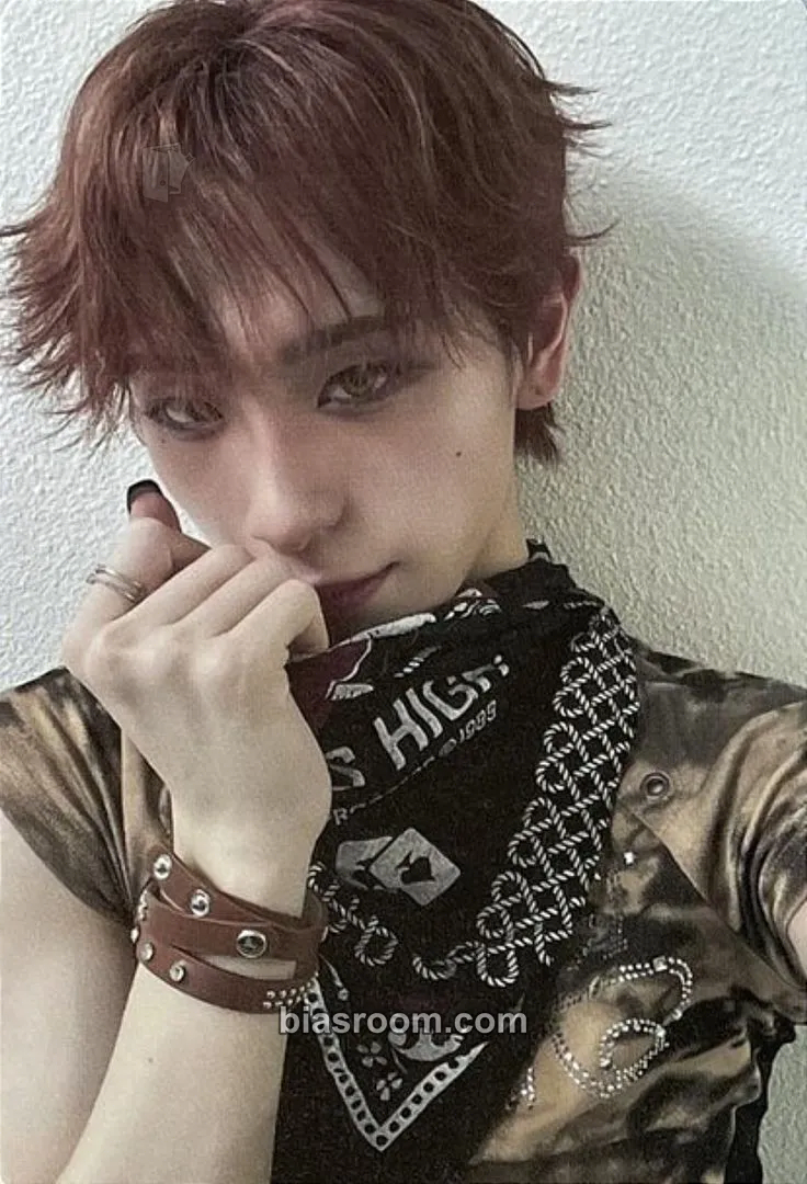 Haru I ONE Photocard - XLOV - XLOV K-pop photocard