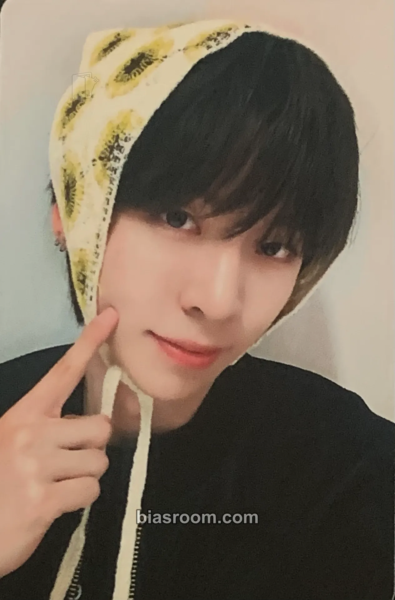 Jiho ONE QUESTION Photocard - AMPERS&ONE - AMPERS&ONE K-pop photocard