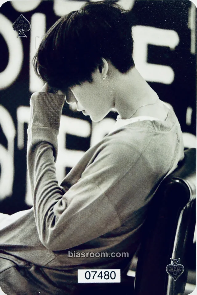 HISTORY - Yi Jeong - Him Album album photocard
