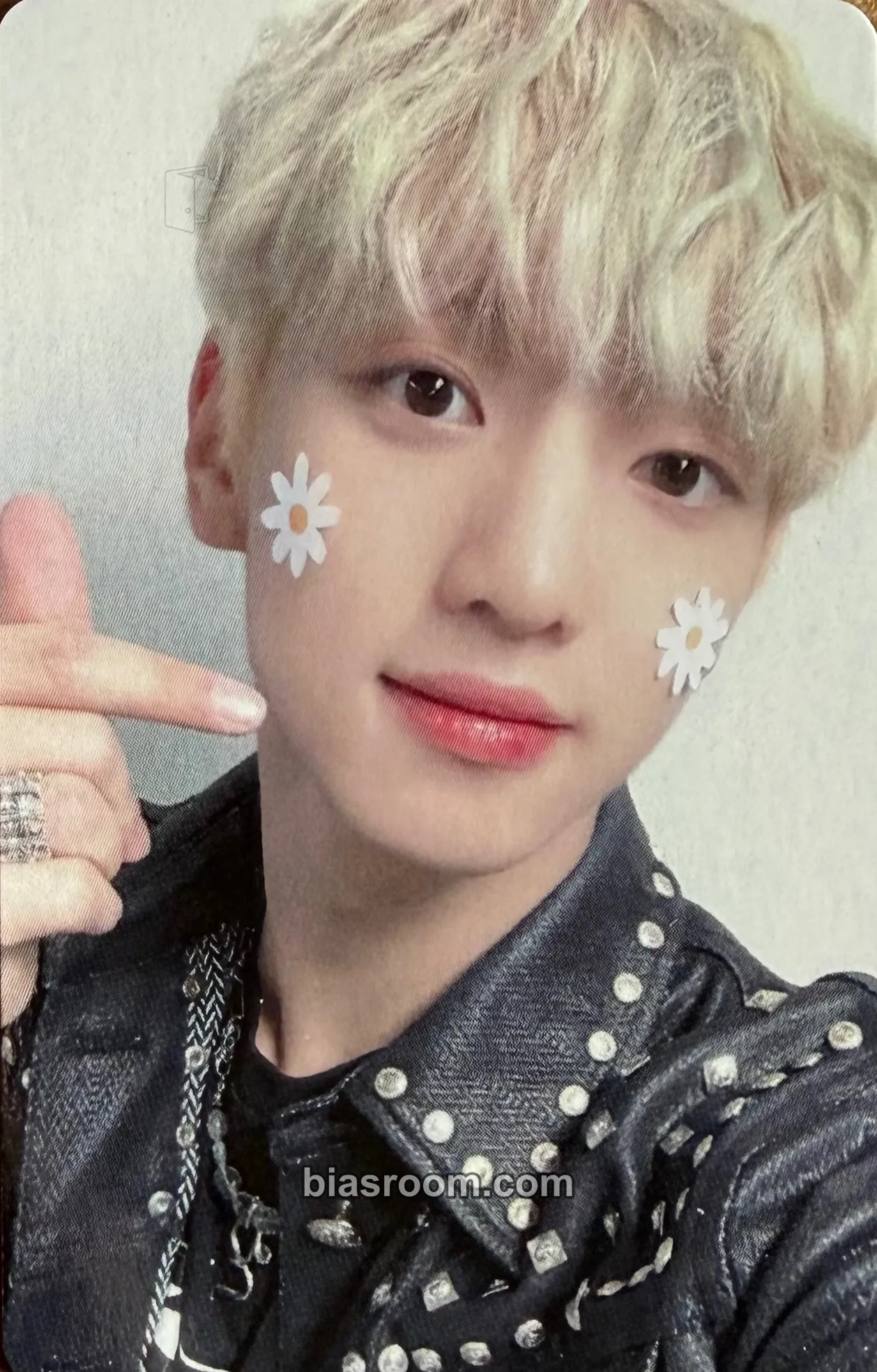 Yujun HOUSE OF TRICKY : HOW TO PLAY Photocard - xikers - xikers K-pop photocard