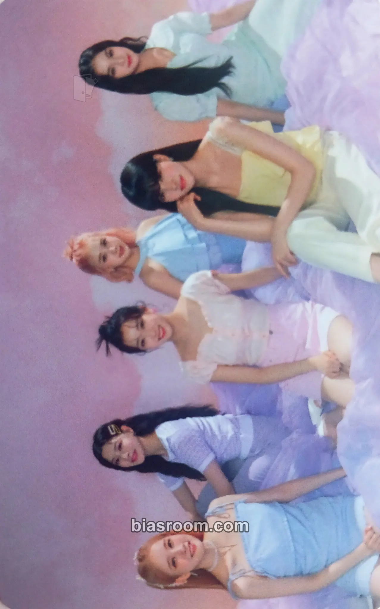 STAYC X LensMe Photocard - STAYC - STAYC K-pop photocard