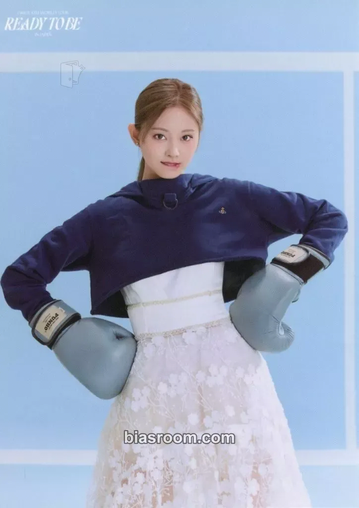 Tzuyu TWICE 5th World Tour Ready to Be Photocard - TWICE - TWICE K-pop photocard