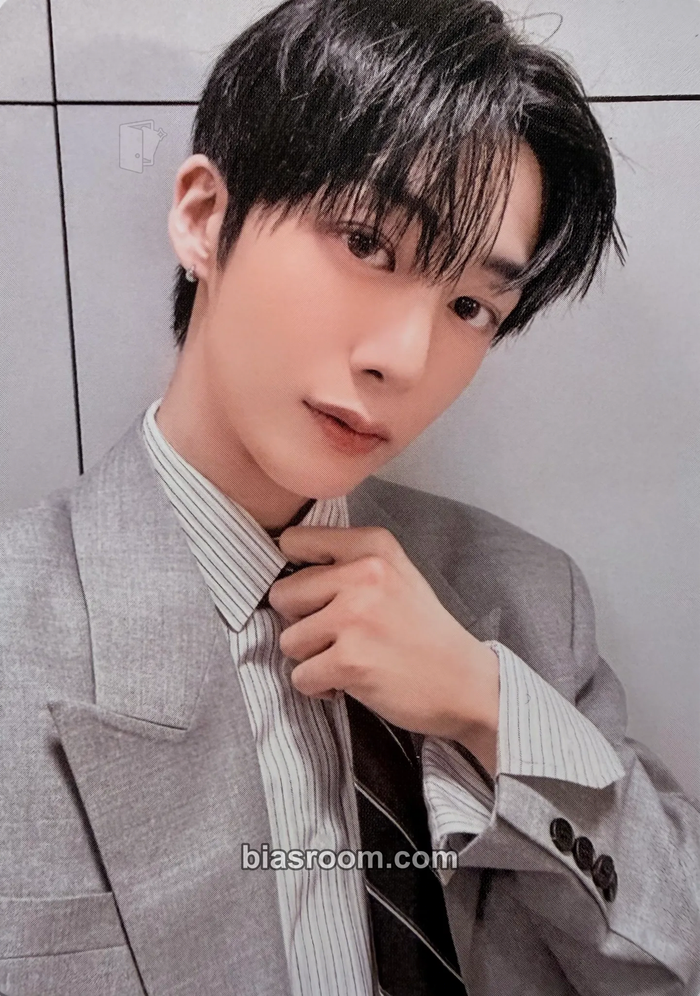 Hyungwon Love Me Photocard - MONSTA X - MONSTA X K-pop photocard